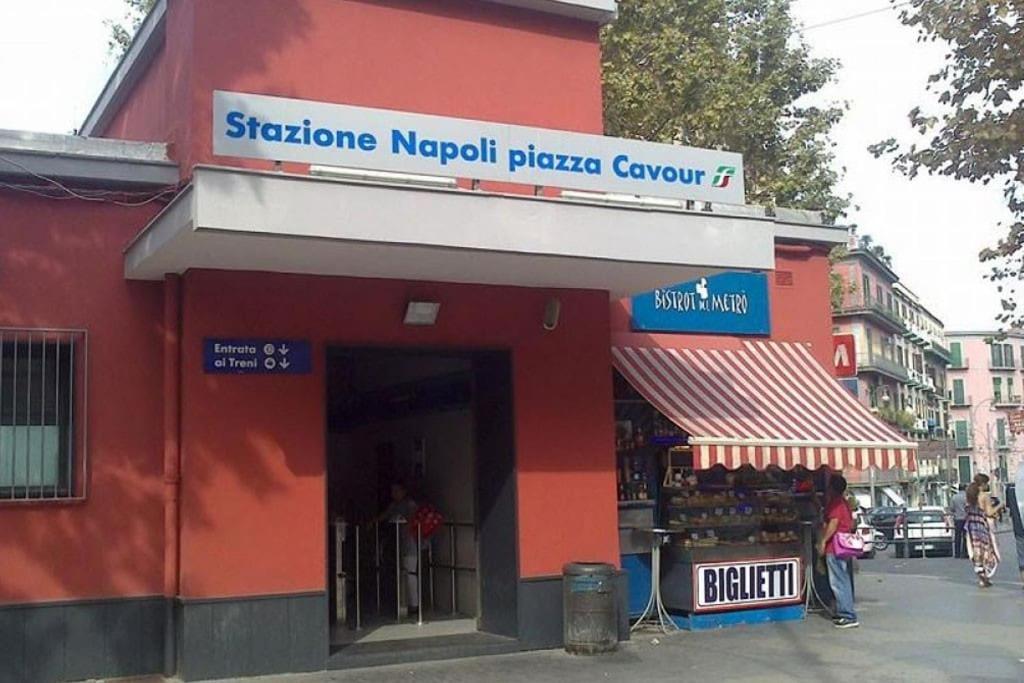 Confort In The Historic Spanish Center Naples
